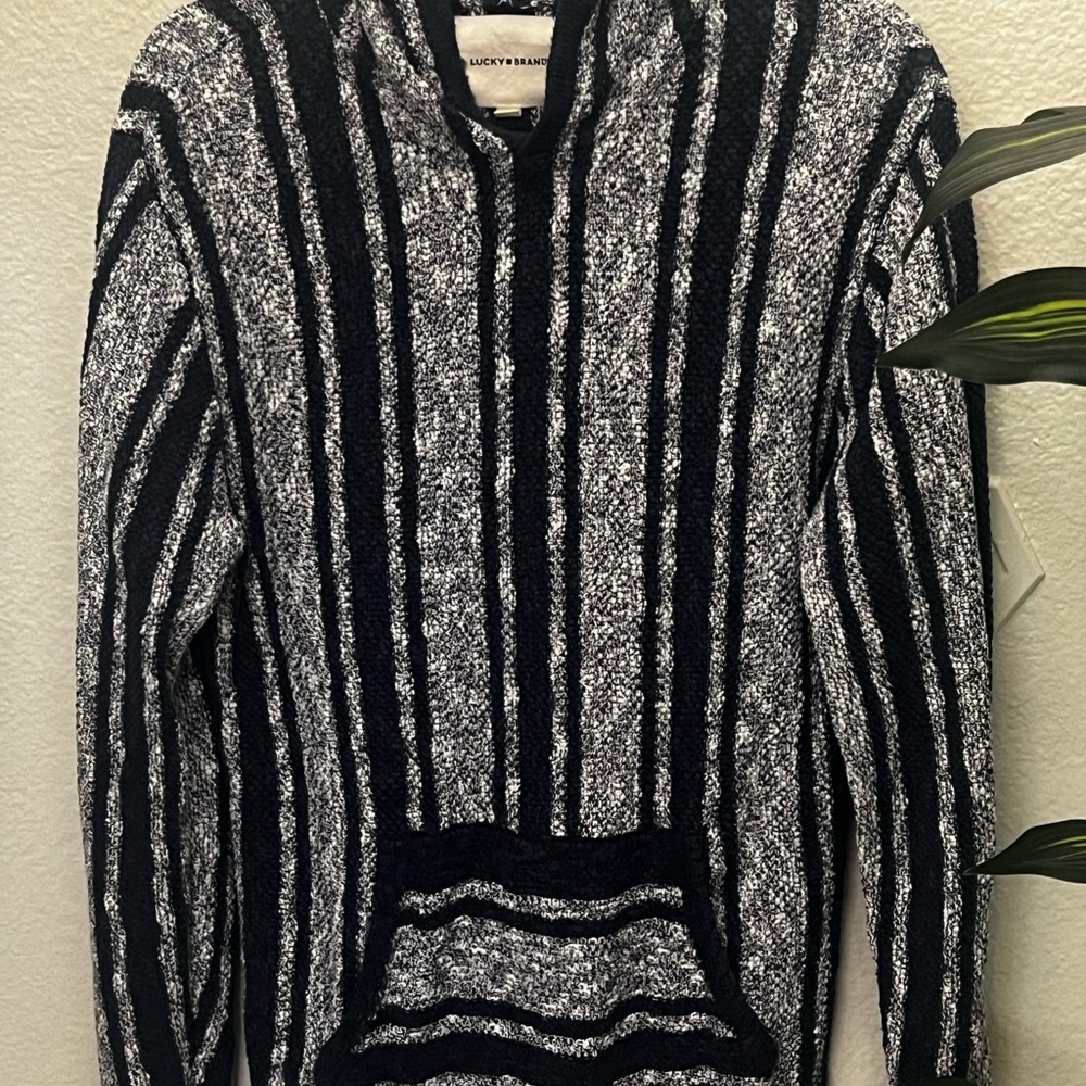 Lucky Brand Men's Sweater in Black and White